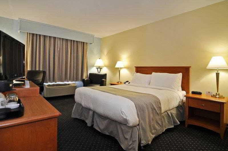 Best Western Plus Woodstock Hotel Conference Centre Kültér fotó